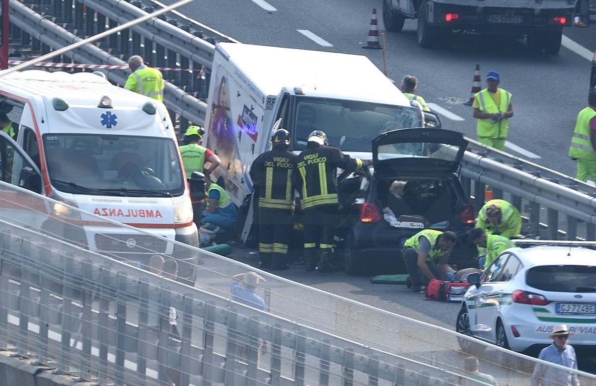 Incidente stradale sulla A10 tra Taggia e Sanremo 6 feriti due