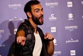 ‘Mandare tutto all’aria’ è il nuovo singolo di Marco Mengoni