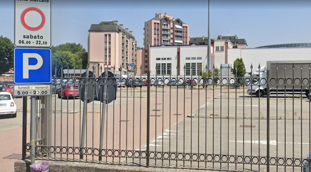 Gallarate, controlli al mercato: scoperti lavoratori in nero e clandestini