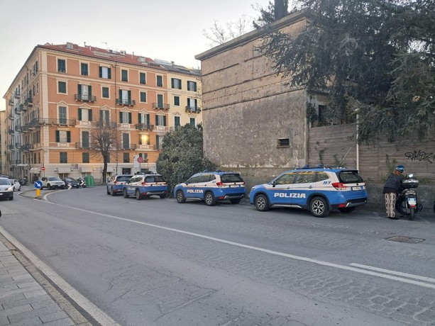 Perquisizioni a Palazzo Nervi, nel mirino della Procura lo sfalcio erba sulle provinciali: accuse di corruzione e truffa