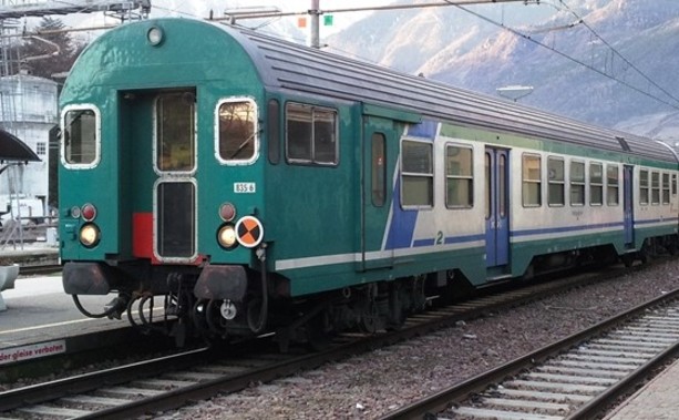 Settimo Torinese, incidente ferroviario: morta una persona travolta da un treno in corsa