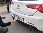 FOTO. Circolavano su un'auto con targa clonata: presa una banda di ladri d'appartamento che agiva in Valceresio e Valganna