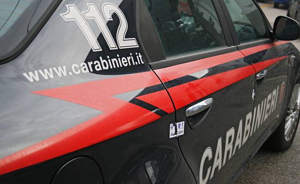 Investe un Carabiniere e sperona una &quot;gazzella&quot;: in manette uno dei ladri delle ville di Pino