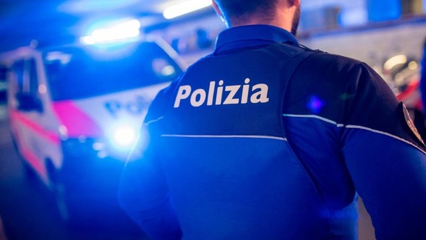 Tragico schianto frontale a Mendrisio: morti un 38enne varesino e un 30enne svizzero