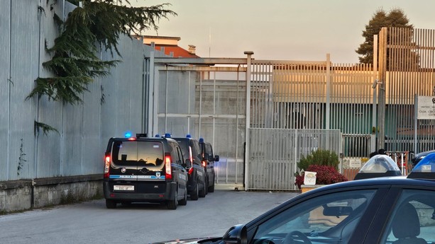 Traffico di droga e altri reati all'interno delle carceri italiane: blitz dei carabinieri anche a Cuneo