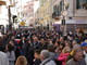 Sanremo, marea umana in via Matteotti: Saldi di Gioia, flashmob ed entusiasmo. Cresce l’attesa per la finale (Foto e video)