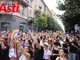 L'onda arcobaleno del Pride 2024 ha colorato il centro di Asti [GALLERIA FOTOGRAFICA E VIDEO]