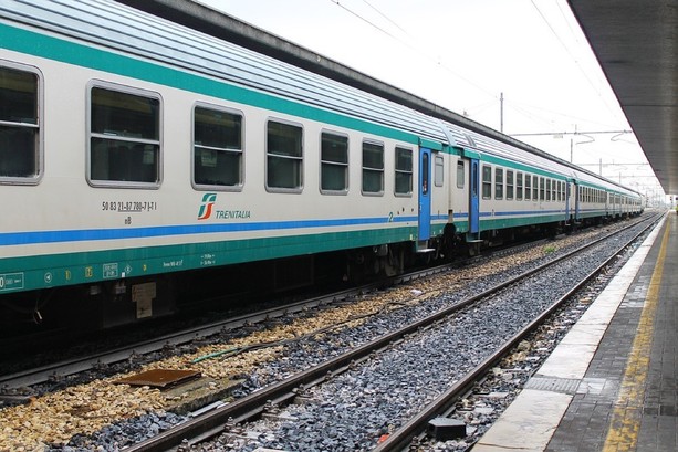 Savigliano: gesto anticonservativo blocca il traffico ferroviario della Torino-San Giuseppe di Cairo