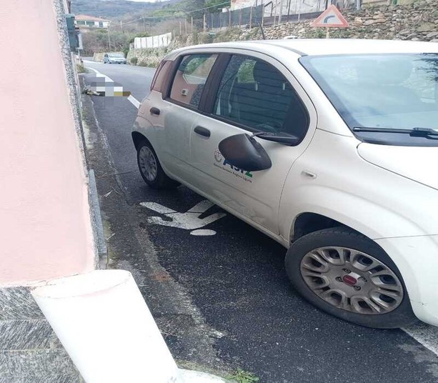 Giustenice, investimento pedonale in località Pianazzo: auto urta un uomo (FOTO)