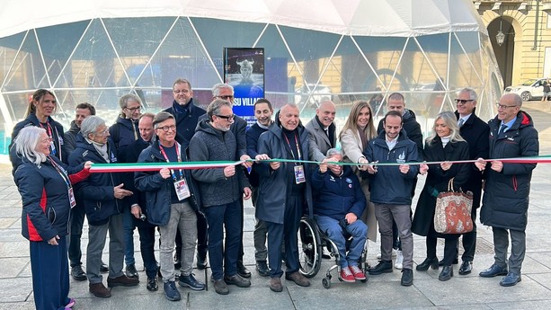 Igloo e Ice Cube: le Universiadi 2025 invadono piazza Castello con i loro eventi [FOTO e VIDEO]