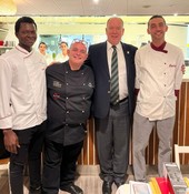 Lo chef reggino Fiippo Cogliandro cucina per il Principe Alberto alla Société Nautique di Monaco