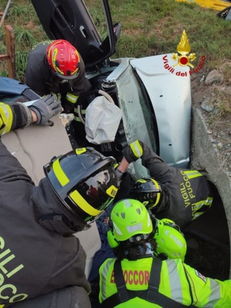 Uno sparo lo colpì mentre era al volante: fu la vendetta per un tradimento? Ventinovenne a processo per tentato omicidio