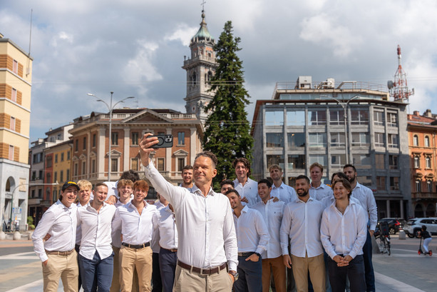 FOTO. L'applauso di tutta la città ai Mastini: «Siamo varesini e siamo amati dalla gente, questo fa la differenza». Il sindaco: «Crediamo nel centro federale in zona ippodromo»