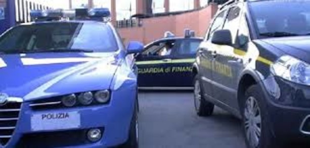 Ad Asti in corso  blitz antiusura di Polizia e Finanza