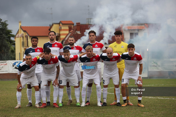 Calcio. La S.F. Loano ritrova le reti degli attaccanti e batte il Molassana, tre punti vitali grazie a Vierci e Leonardo Carastro