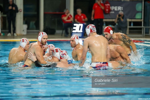 Pallanuoto, Champions League: show della Rari a Oradea, i biancorossi dominano e vincono 17-11