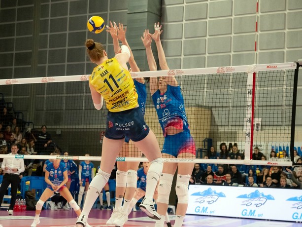 Volley A1/F: la Wash4green Pinerolo al cospetto delle campionesse di Conegliano