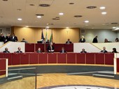 Regione, Bucci presenta il programma e perde le staffe con l’opposizione: “Siete violenti, non conoscete la democrazia”