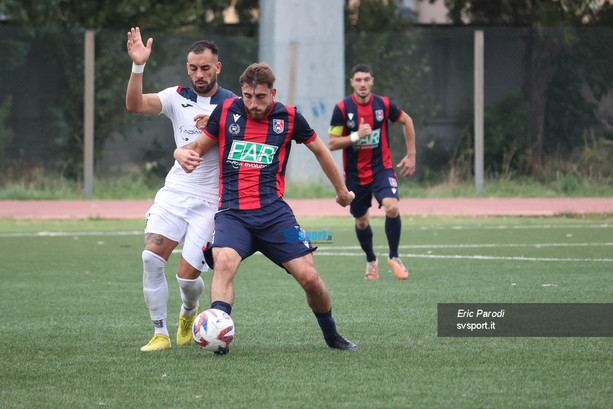 Calcio, Serie D. Il campo chiama, alle 15:00 il terzo turno infrasetitmanale per Vado, Albenga e Cairese