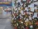 Fragilità, speranze e desideri nelle lettere appese all'albero di Natale di Porta Nuova [FOTO]