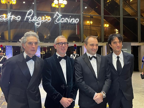 Regio, una &quot;prima&quot; da red carpet. Lo Russo: &quot;Settimane pazzesche, tutti entusiasti di Torino&quot; [VIDEO]