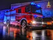 Incendio in appartamento, condominio evacuato: uomo muore carbonizzato nel Milanese