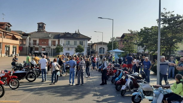 Piscina si veste a festa, accogliendo i nuovi residenti