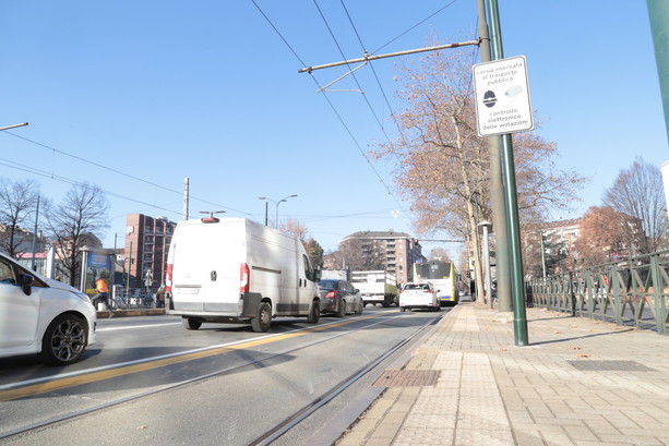 Da domani attive le telecamere su corso Vittorio. Ecco dove si rischia la multa [FOTO E VIDEO]