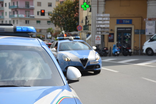 Polizia di Stato: 21 fogli di via, 15 avvisi e 5 ammonimenti per violenza domestica e atti persecutori