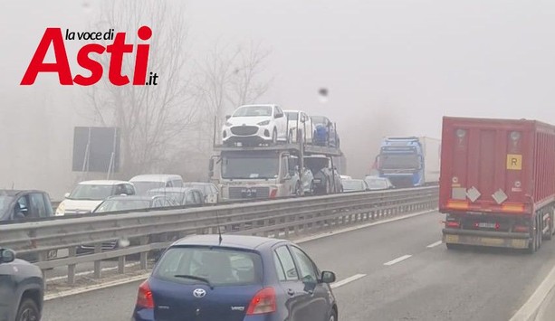 Tangenziale bloccata all'altezza del restringimento per il cantiere