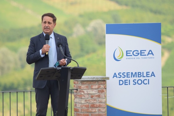 Crack Egea, la difesa di Carini: &quot;Perché reinvestire 3 milioni di utili in azienda se la sapeva decotta?&quot;