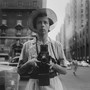 Nizza, gli eccezionali scatti di Vivian Maier in mostra al Musée de la Photographie (Foto)