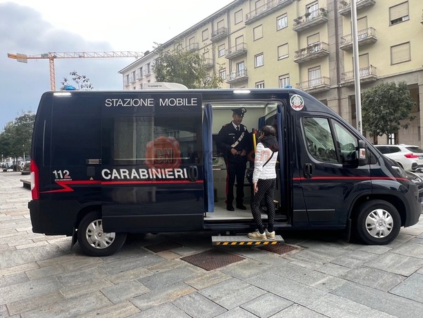 Pochissimi interventi in corso Giolitti nelle ultime settimane: la presenza della stazione mobile dell'Arma funziona