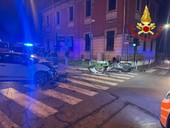 FOTO. Schianto tra un'auto e una moto sulla statale a Samarate, 35enne trasportato al pronto soccorso