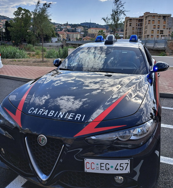 Sanremo: arrestato il rapinatore della gioielleria Corbellati, aveva tentato il colpo l'11 gennaio scorso