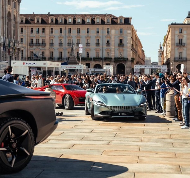 Dal 26 al 28 settembre torna Salone dell'Auto Torino: no sfilate nel centro, le parate &quot;traslocano&quot; a Venaria e Revigliasco